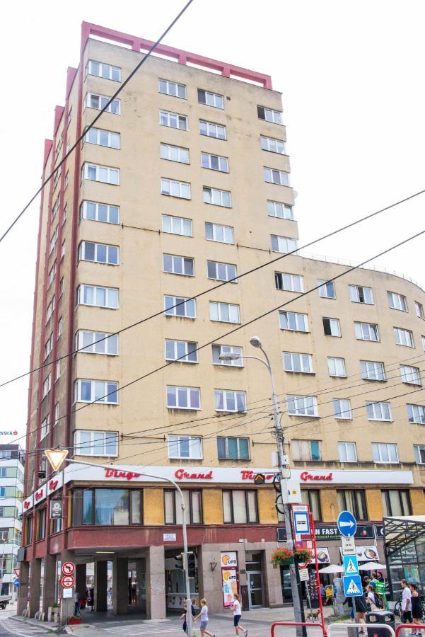 Iren Apartment Bratislava Extérieur photo